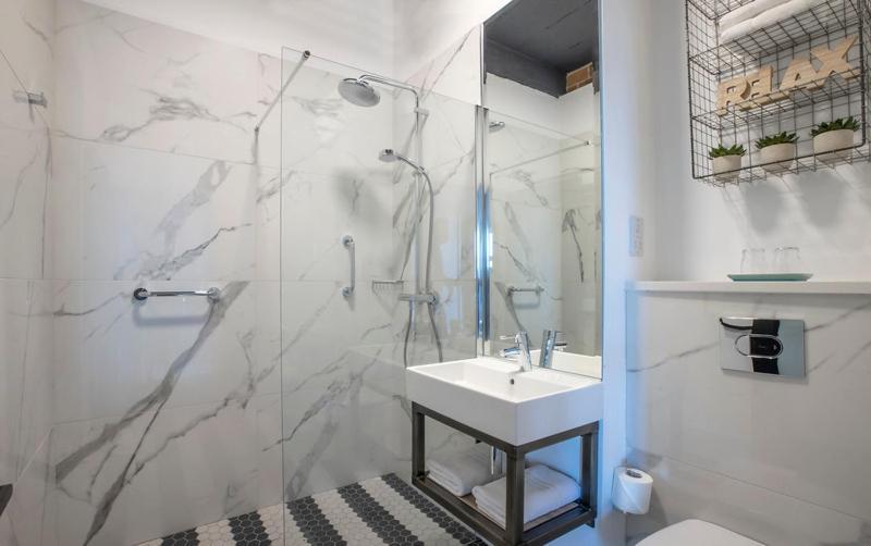 Hotel67 คิลลาร์นีย์ ภายนอก รูปภาพ